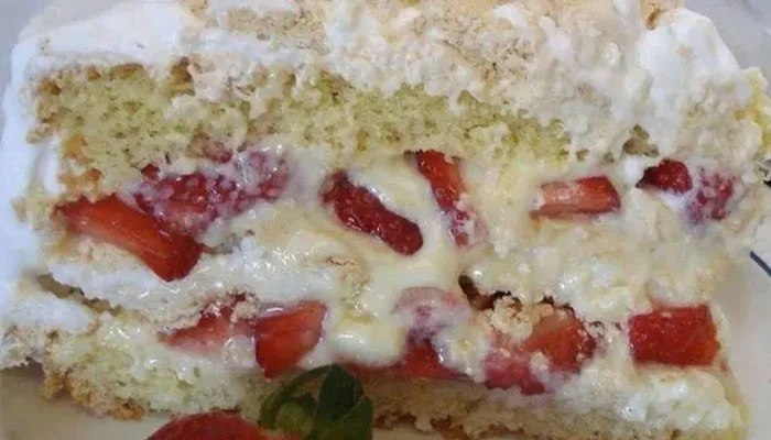bolo no pote creme suíço