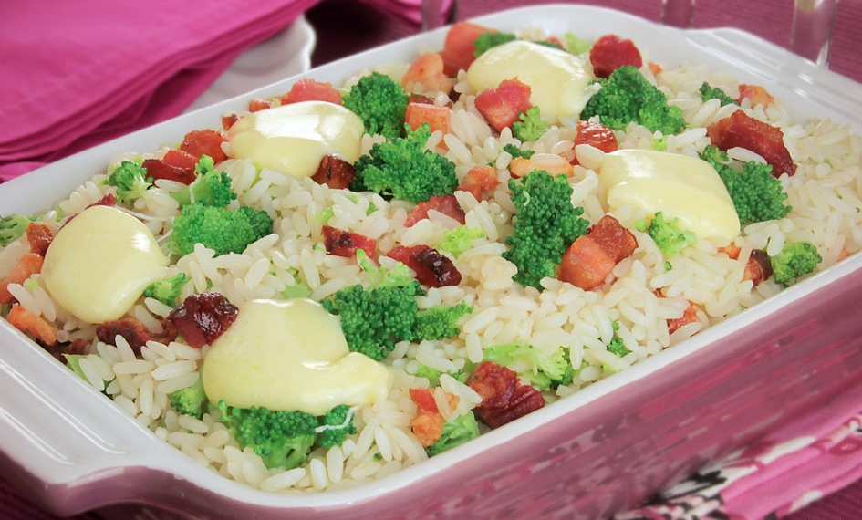 arroz na pressão com bacon e brócolis