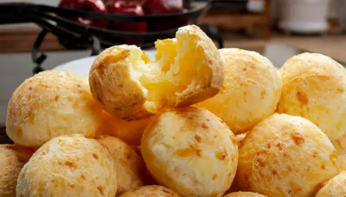 pão de queijo fácil e pratico