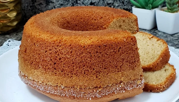 bolo fofinho de banana e canela no liquidificador