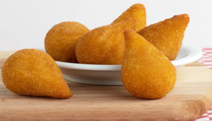 coxinha com massa de mandioca