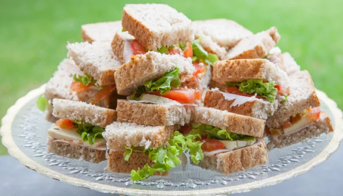 mini sanduiches