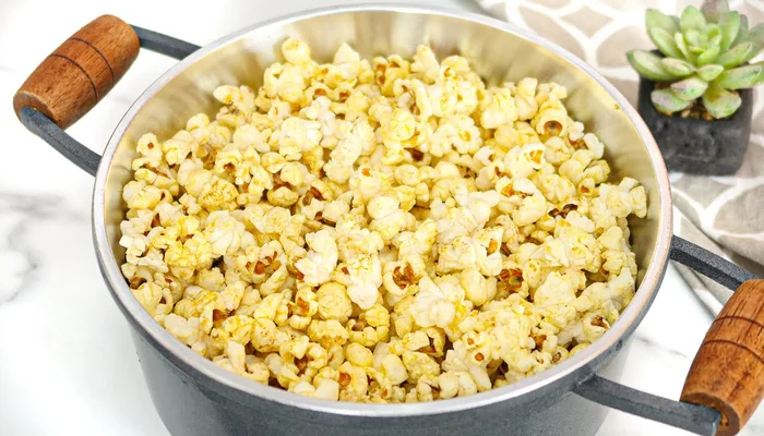 pipoca amanteigada de cinema
