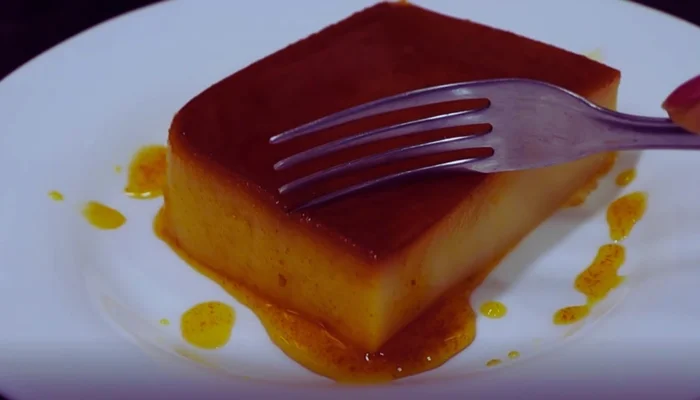 pudim de pão velho cremoso e saboroso