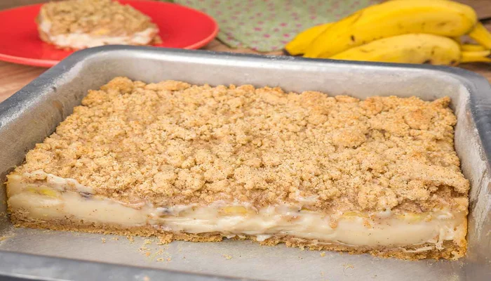 cuca cremosa de banana