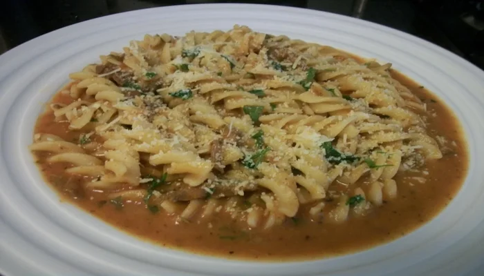 macarrão estrogonofe