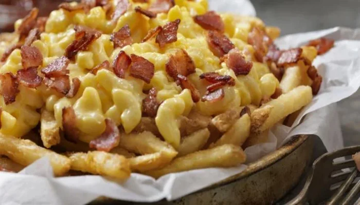 receita de batata com cheddar e bacon um lanche delicioso para você fazer em casa