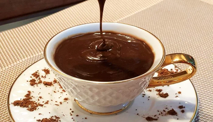 chocolate quente cremoso super saboroso
