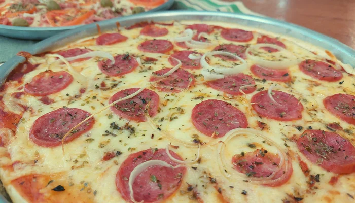 pizza caseira de liquidificador receita fácil econômica e perfeita para fazer aí em casa